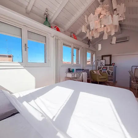 Apartamento Un Sogno Sui Tetti Di - Skyline Rooftop Módena