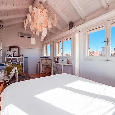 Un Sogno Sui Tetti Di - Skyline Rooftop * Módena